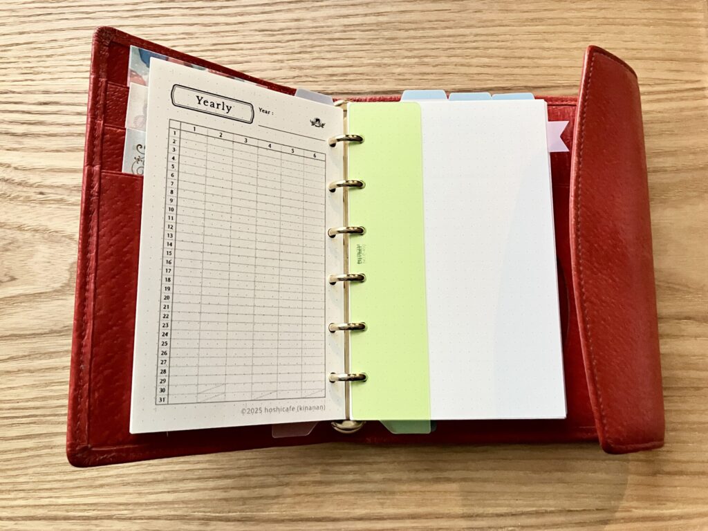 カラフルなブックマーク・タブの写真。ページ整理や見出しに便利。