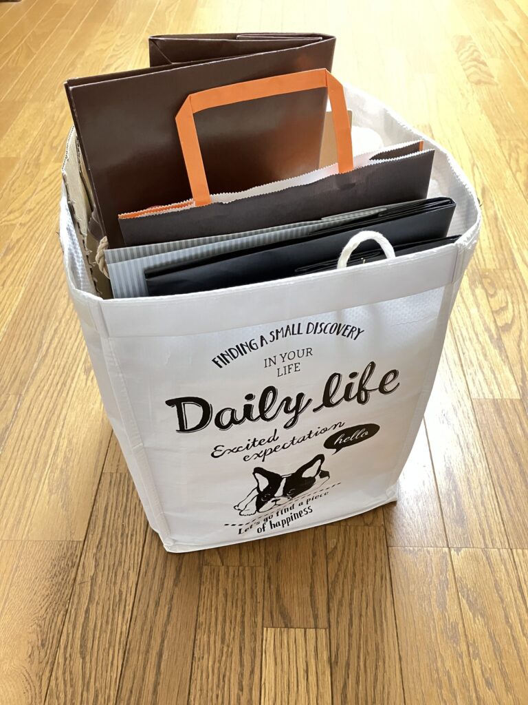 使う箱の例(リサイクルバック・20L)の使用イメージ