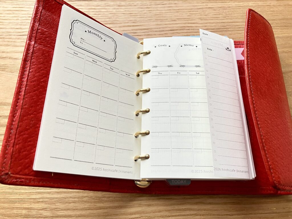 Aシリーズ月間ページ右側に2列ToDoを半分貼り付けた状態(閉じた表側)